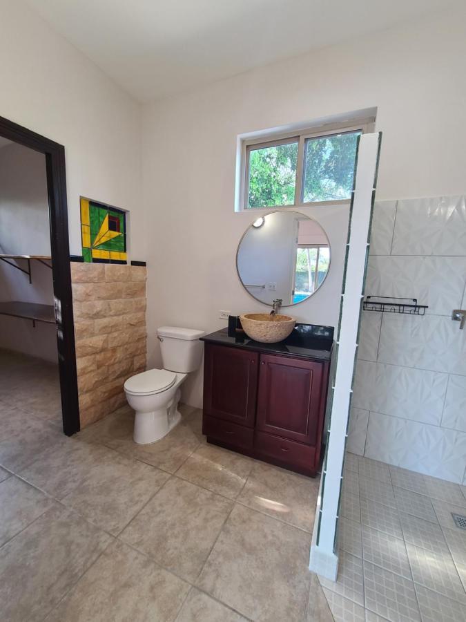 Pool House With Shared Pool Access Hotel Давид Екстериор снимка